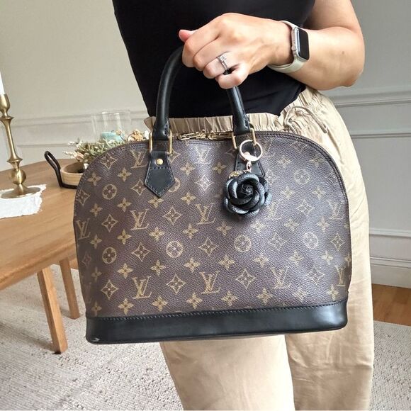✅AUTHENTIC✅LOUIS VUITTON ALMA PM - Picture 13 of 17